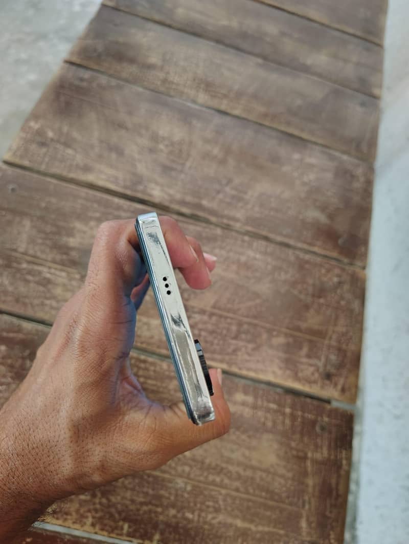 Tecno CAMON 20 3