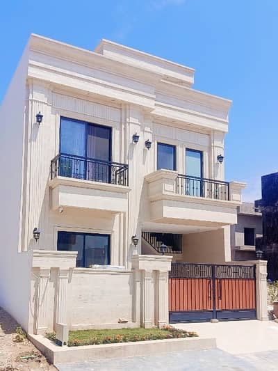 5 Marla Double Unit Brand Bea House For Sale in FMC Islamabad.