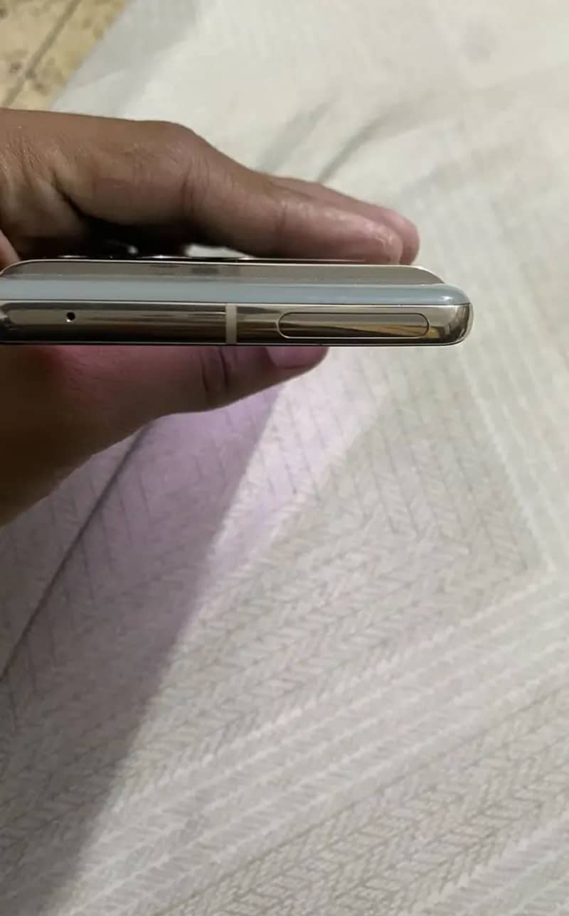 Google Pixel 7 Pro 6