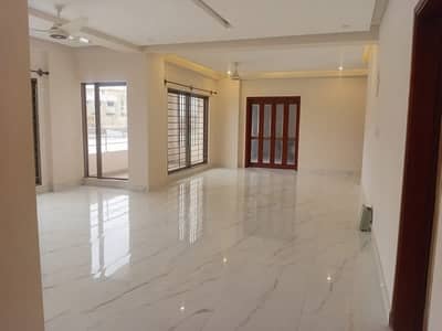 West Open 4 Bed DD Flat For Sale 3000 Sq Ft Askari 6 Ready Building Road View