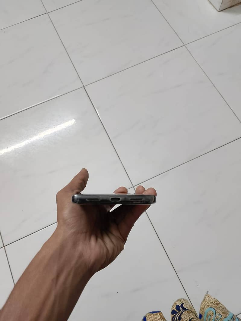Google Pixel 7 Pro 6