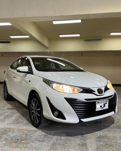 Toyota Yaris 1.5 Model 2021 white 100% Original low mileage