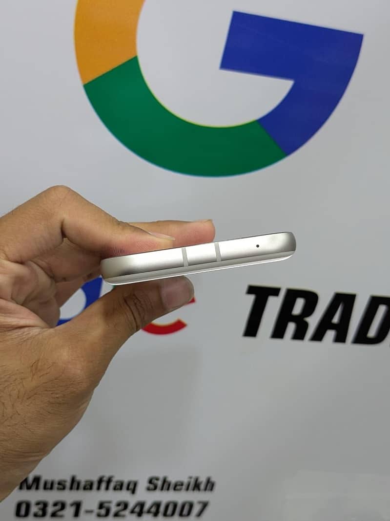 Google Pixel 8a 3