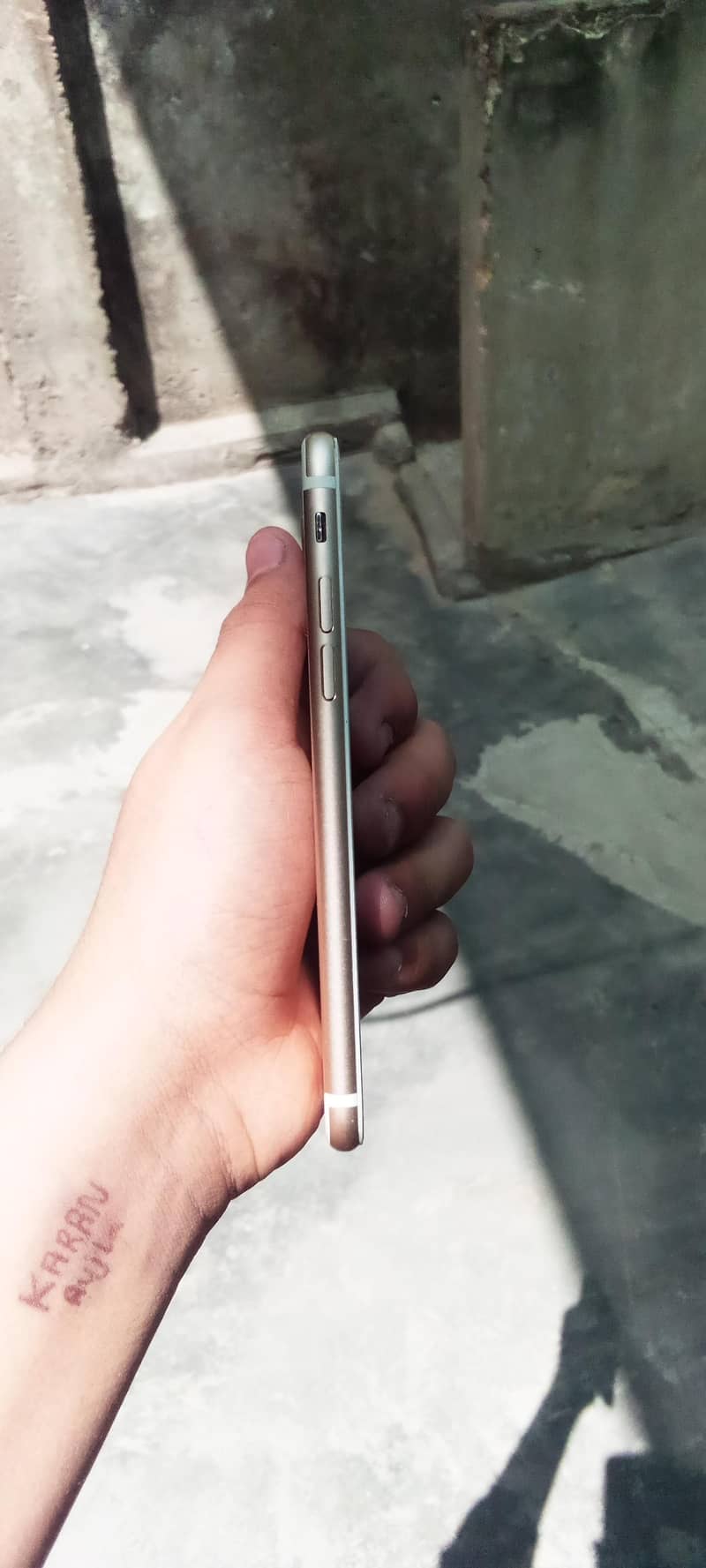 Apple iPhone 7 3