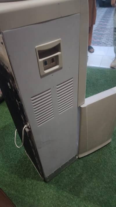 Water dispenser urgent sell