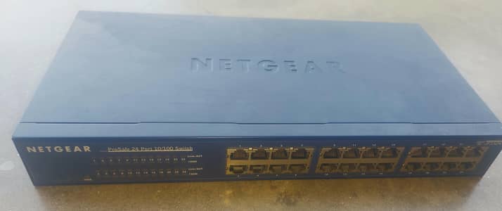 24 Port Switch
