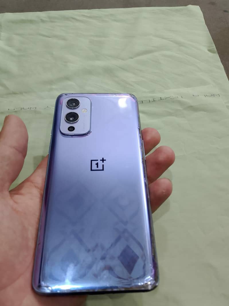 One Plus 9 4