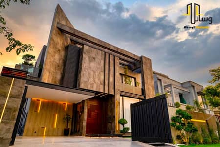 1 Kanal Out Standing Top Quality Modern House Close To Defense Raya