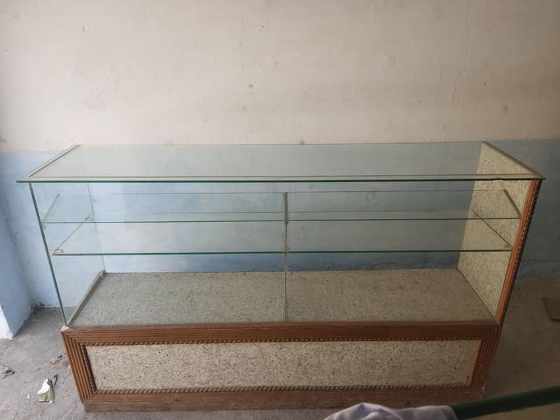 Shop counter's 3
