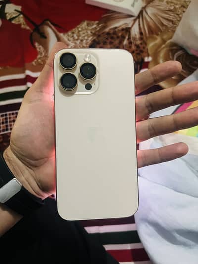 Apple iPhone 16 Pro Max