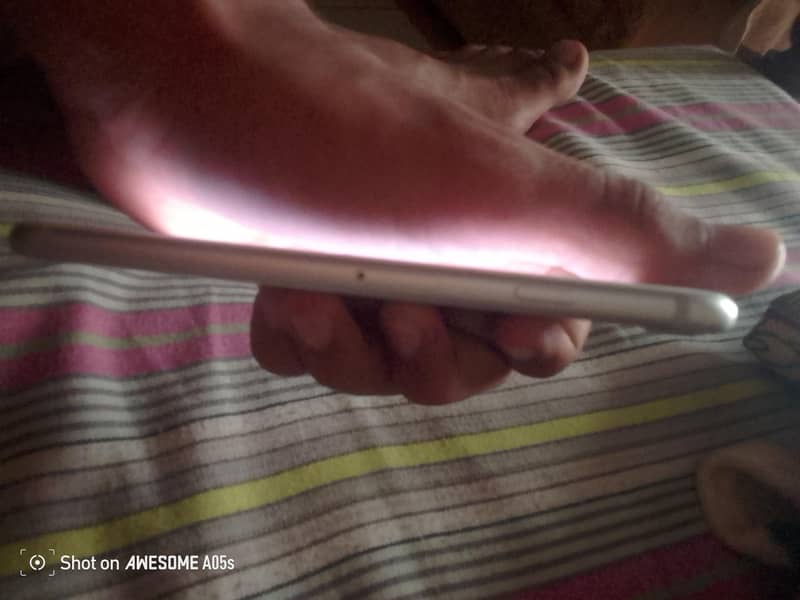 Apple iPhone 7 Plus 2
