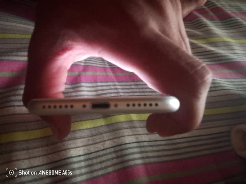 Apple iPhone 7 Plus 4