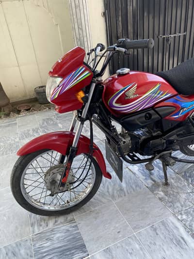 Honda pridor