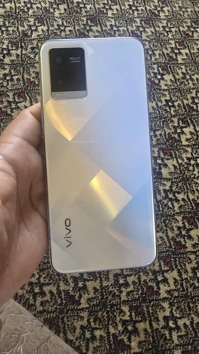 Vivo Y21