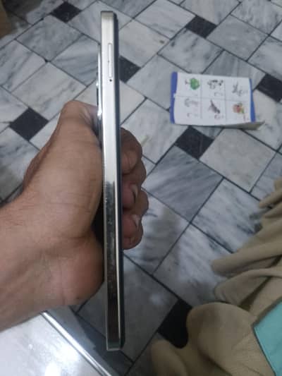 Infinix Hot 40