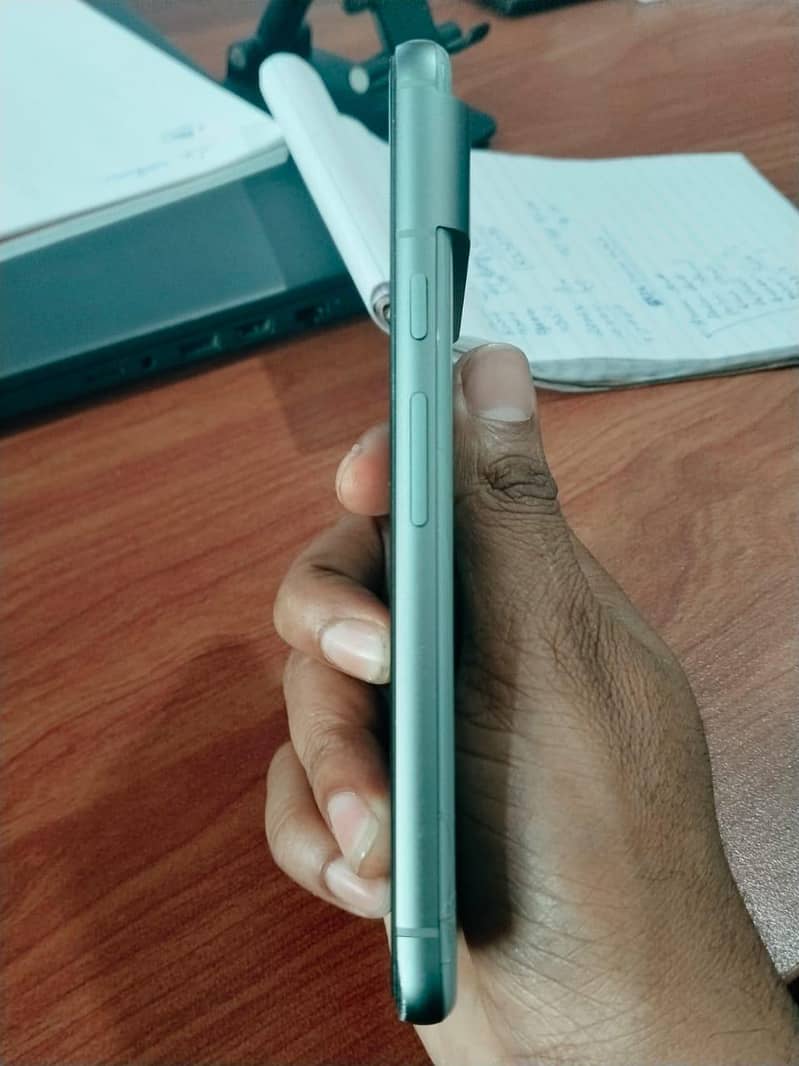 Google Pixel 8 3