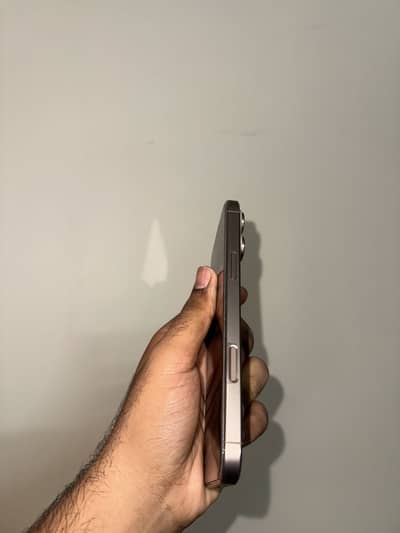 Apple iPhone 16 Pro Max