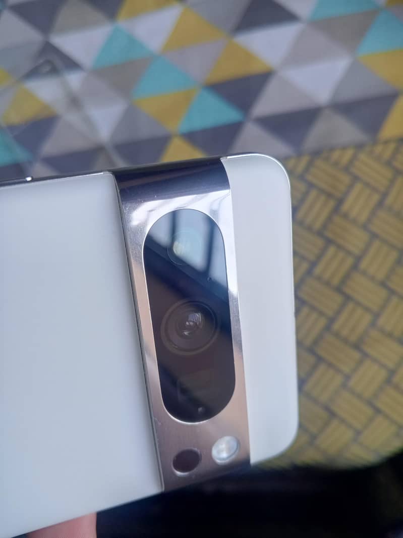 Google Pixel 8 Pro 1