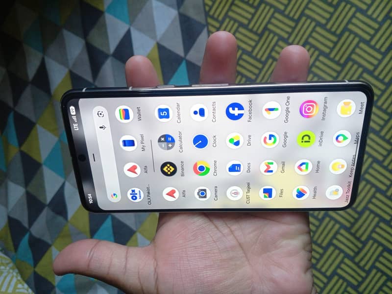 Google Pixel 8 Pro 6