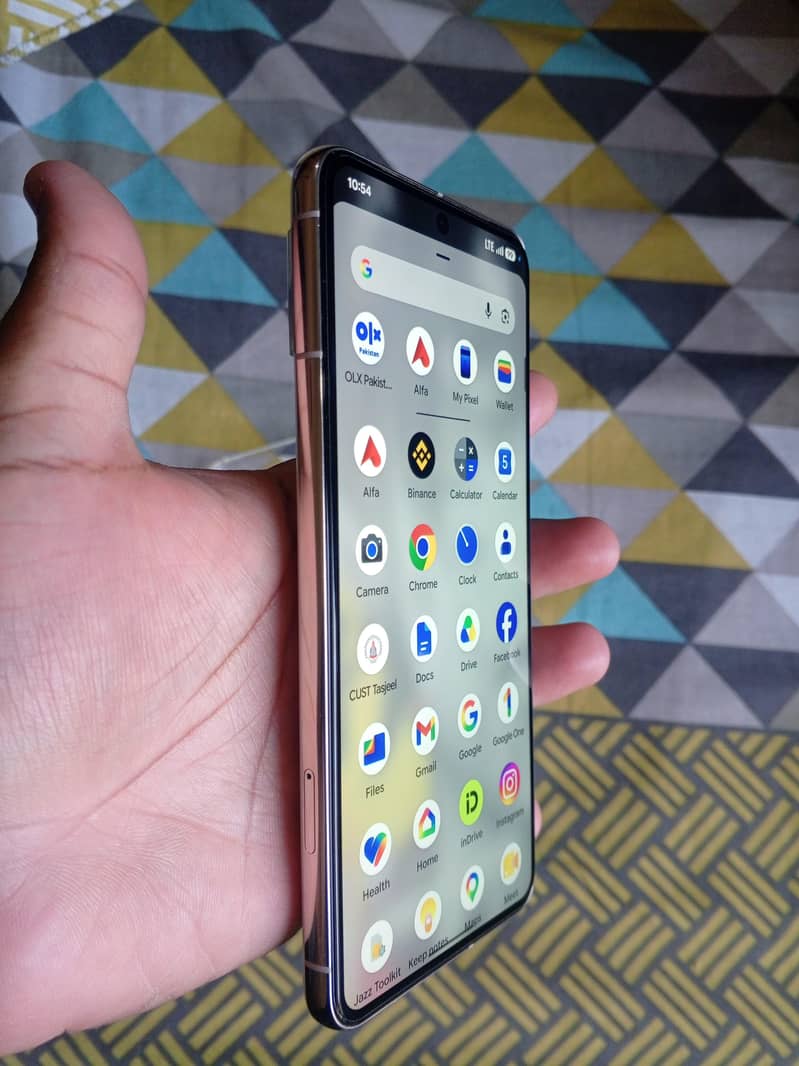 Google Pixel 8 Pro 7