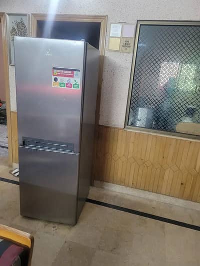 INDESIT Fridge made in italy urgent sale