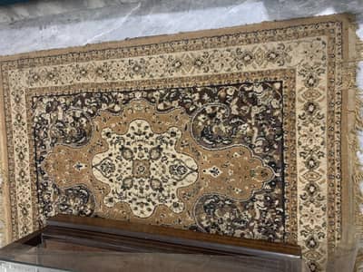 good quality rug hand made  guarantee
