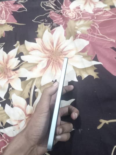Realme Note 60