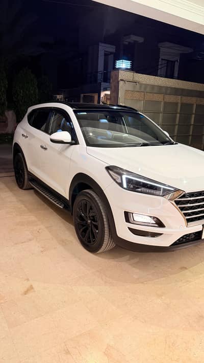 Hyundai Tucson 2024 {GLS Sports FWD }