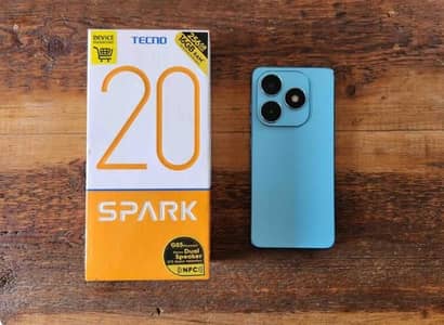 Tecno Spark 20  . . . . . .  12/256 GB