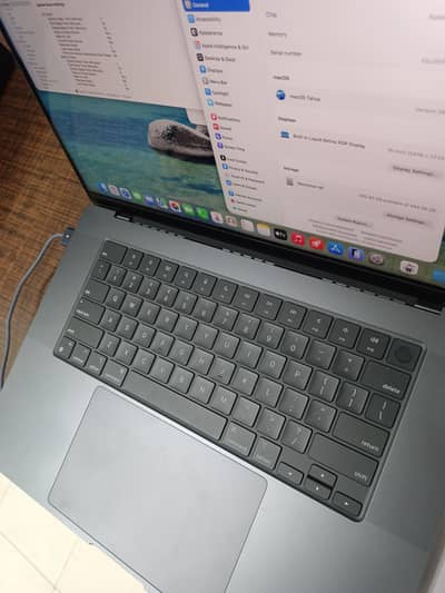MACBOOK PRO M3 2023 16 INCH 18GB  512GB SSD 12 CPU 18 GPU 99 HLT 12 CC