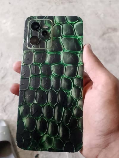 Realme C35