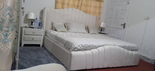 King Size Bed - padded