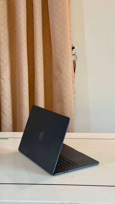 Macbook Air M4 15 Inch