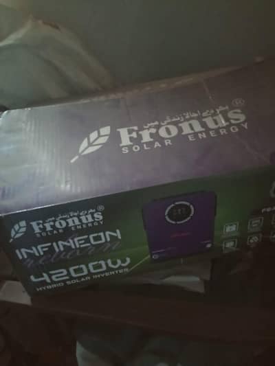 Fronus Hybrid Solar Inverter