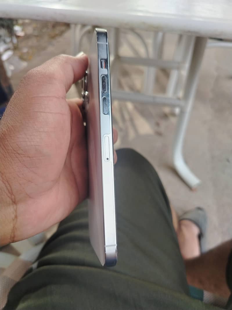 IPHONE 14PRO MAX 2