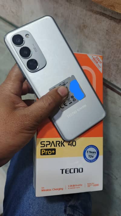 Tecno spark 40 pro+ plus, cmplt box in wrnty, only call 3214500087