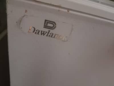 Dawlance deep freezer