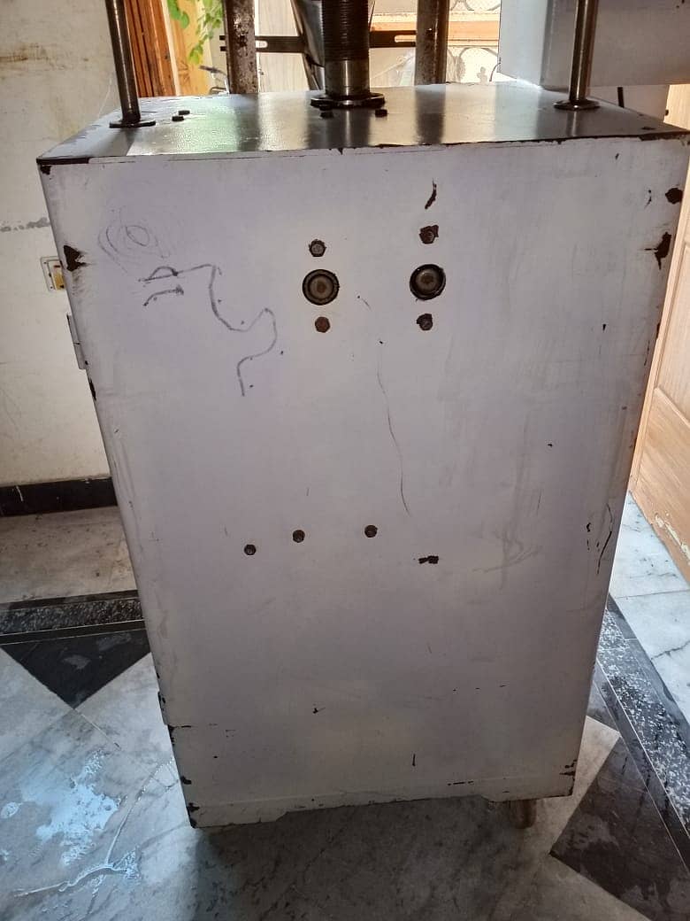 Automatic packing machine 4