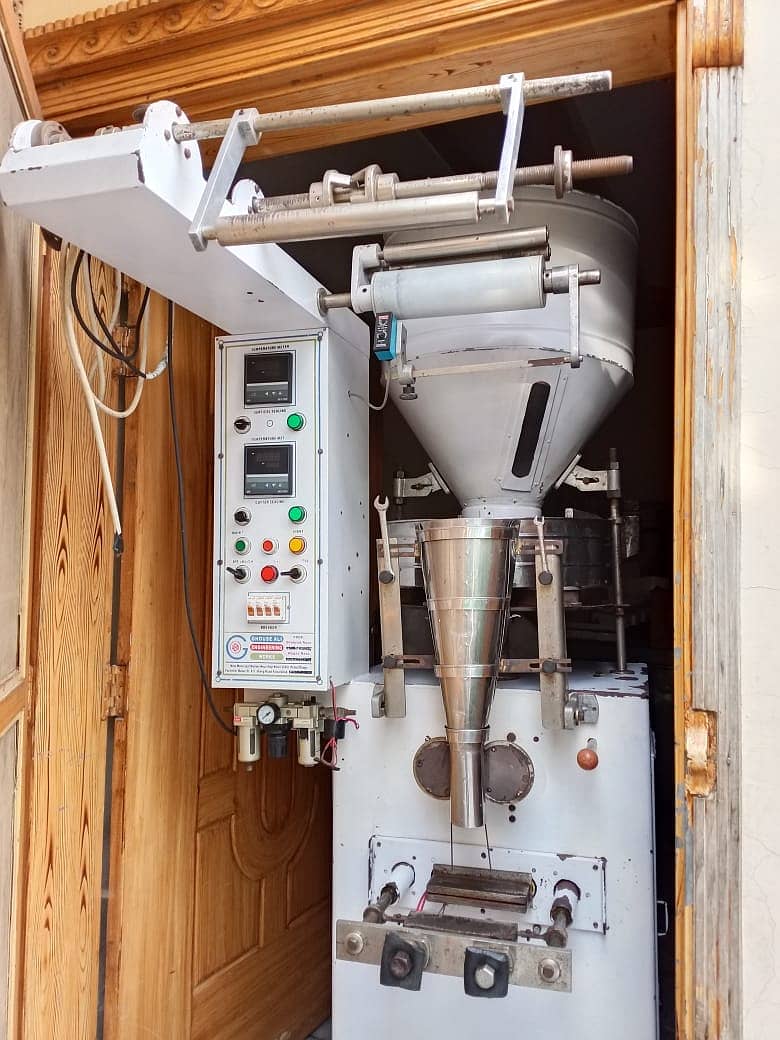 Automatic packing machine 9