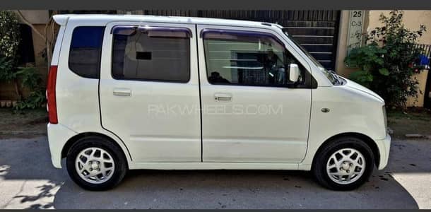 Mazda Azwagon 2008