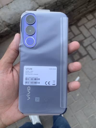 Vivo V70 FE 5G