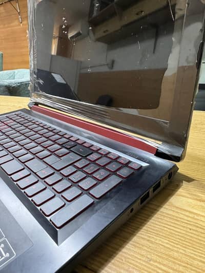 Acer Nitro 5 Gaming Laptop | i5 7th Gen | 8GB RAM | 256GB NVMe | GTX 1