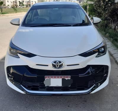 Toyota Yaris 1.3 ATIV CVT Pakwheels Rating 9.8/10