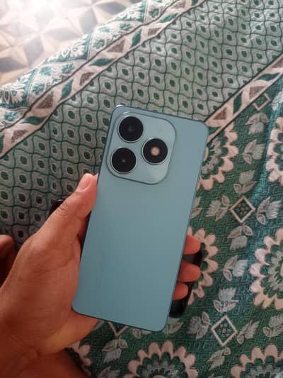 Tecno Spark 20 ( 13+256 Gb), 10/10 Condition like a New Mobile