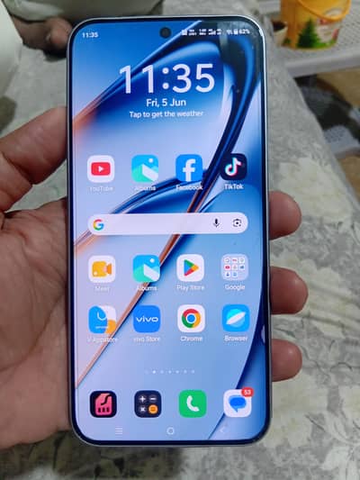 Vivo V70 FE 5G less than one month used