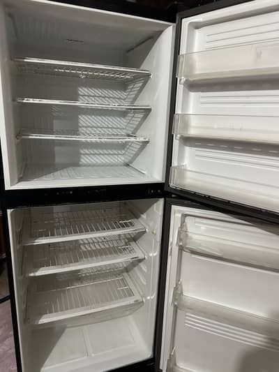 Fridge large pel 03104535889