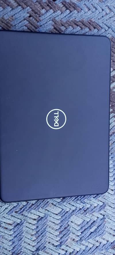Dell latitude 3300