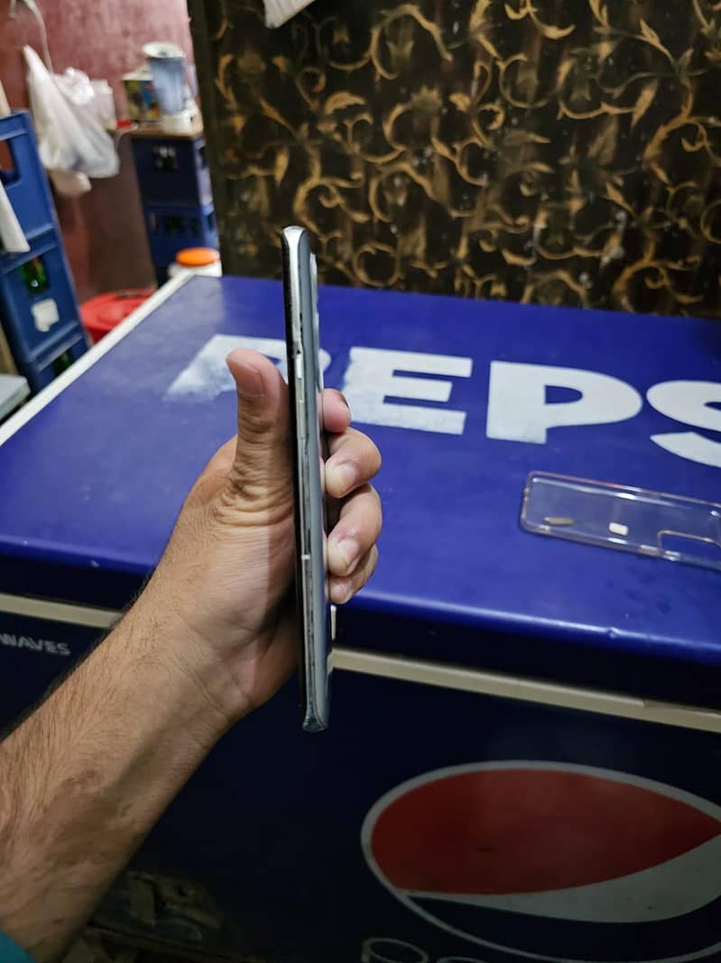 One plus 9pro 4