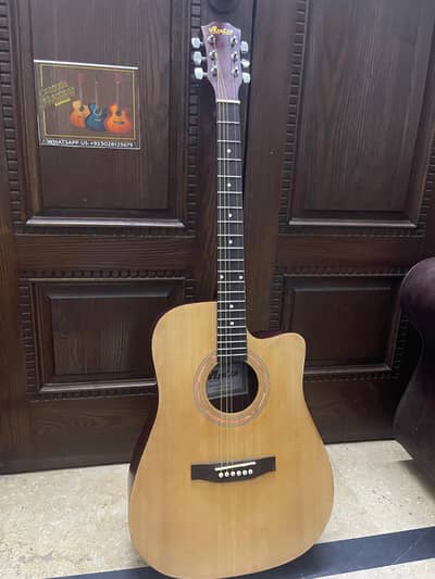 Azalea guitar original in new condition