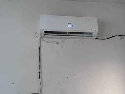 Urgent Sale – Haier Triple Inverter 1 Ton AC (1 Month Old)